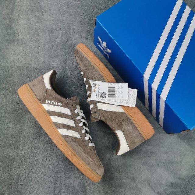 Adidas Women's Trainers - Brown - UK 7.5 on Productcaster.