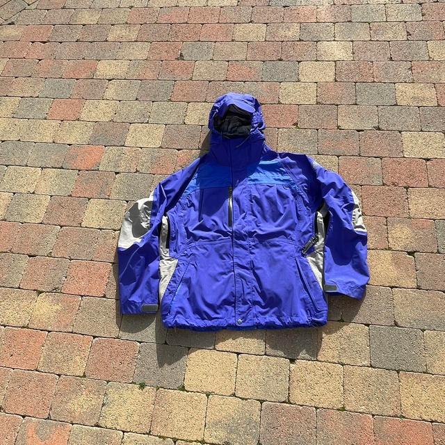 Nike ACG Men's Lightweight Jacket - Purple/Blue - XL on Productcaster.