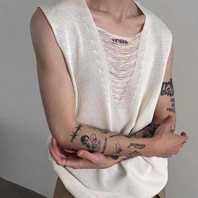 Men's Vest - Cream - XL on Productcaster.