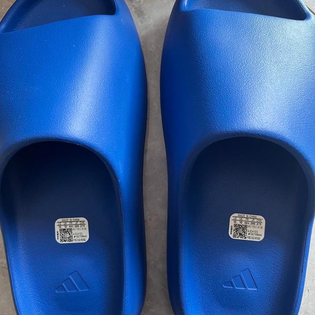 Yeezy Men's Slides - Blue - UK 10 on Productcaster.