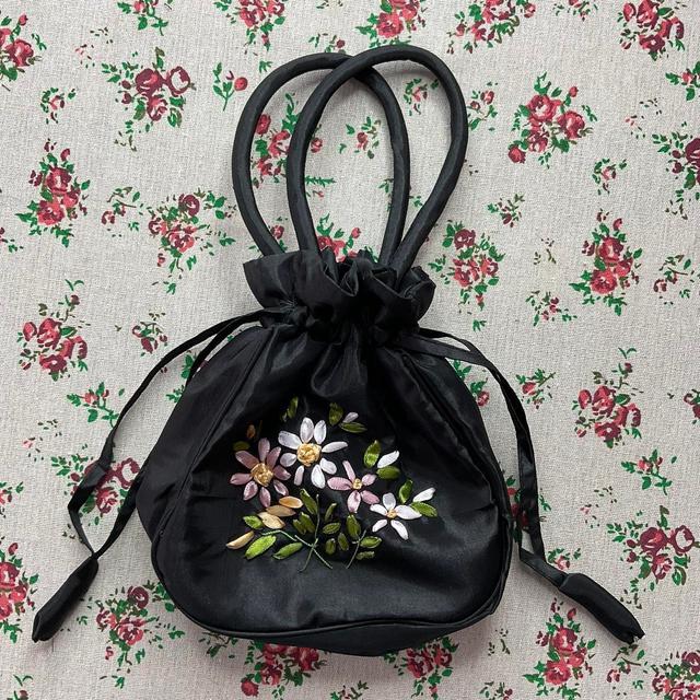 Women's Tote bags - Black on Productcaster.