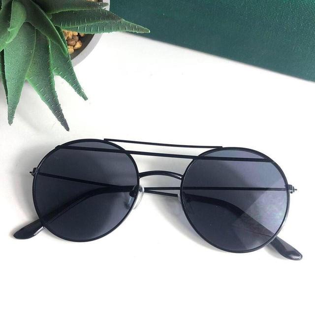 Women's Party Sunglasses - Black on Productcaster.