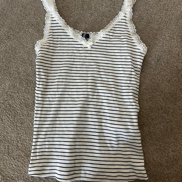 H&M Women's Vest - White/Black - XS on Productcaster.