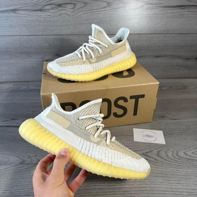 Yeezy Men's Trainers - White/Yellow - UK 6.5 on Productcaster.