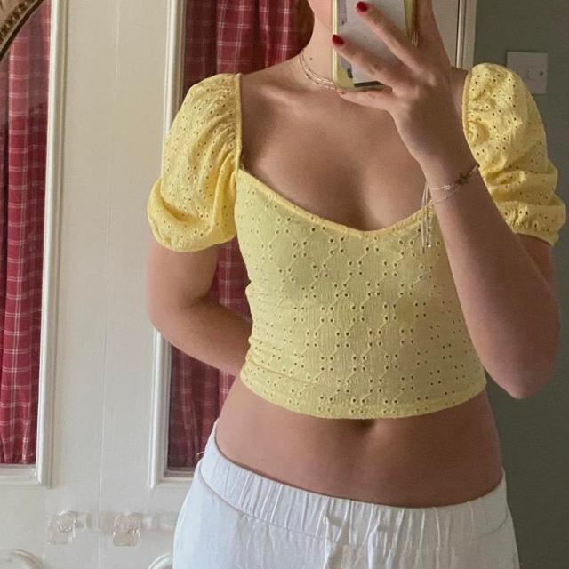 H&M Women's Crop top - Yellow - 10 on Productcaster.