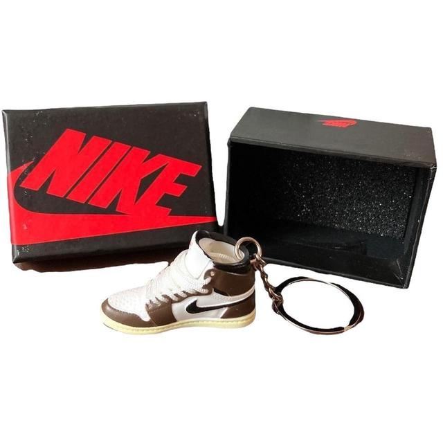 Nike Women's Accessories - Brown on Productcaster.