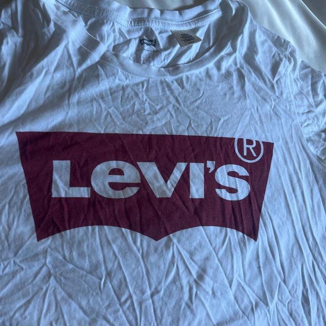 Levi's Women's T-shirt - White/Red - S on Productcaster.