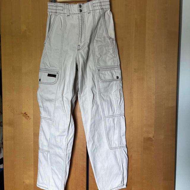 Urban Outfitters Women's Jeans - White - 27" on Productcaster.