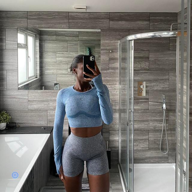 Gymshark Women's Crop top - Blue/Grey - S on Productcaster.