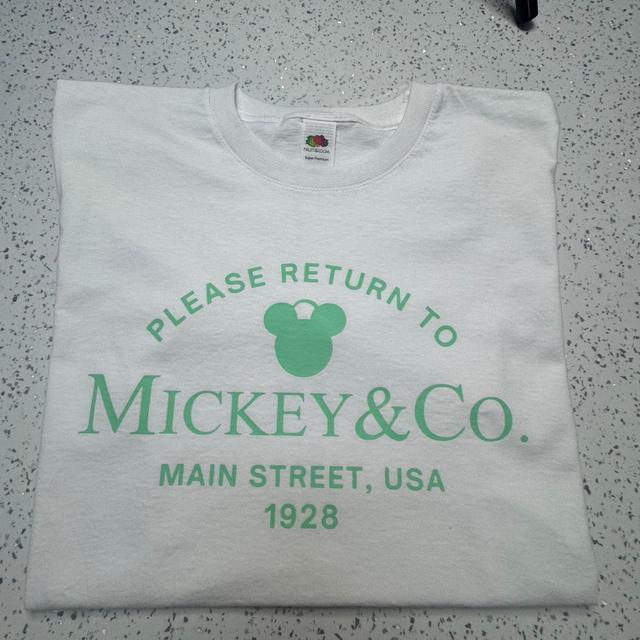 Disney Women's T-shirt - White/Green - XXL on Productcaster.