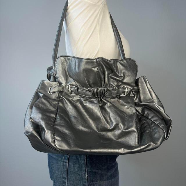 Women's Shoulder bags - Silver/Grey on Productcaster.