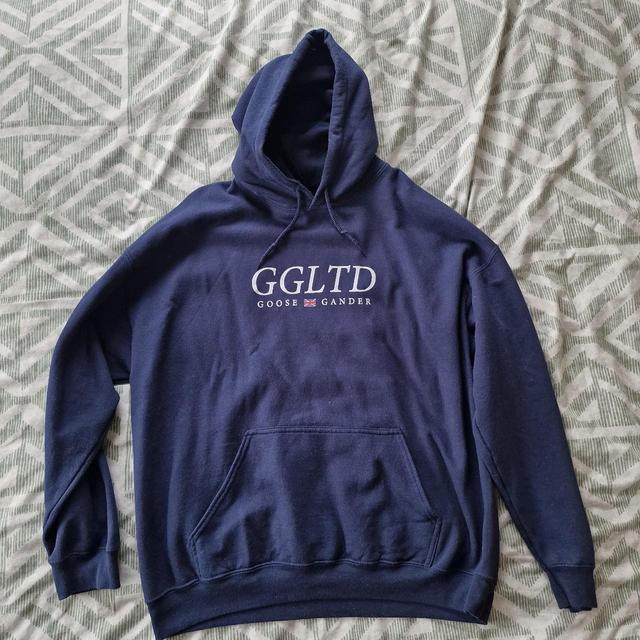 Goose & Gander Men's Hoodie - Navy - L on Productcaster.