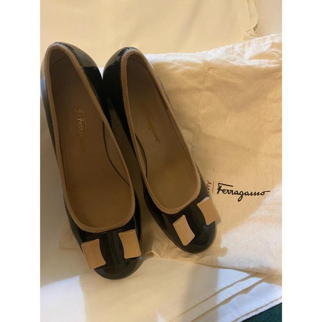 Salvatore Ferragamo Women's Courts - Black - UK 8.5 on Productcaster.