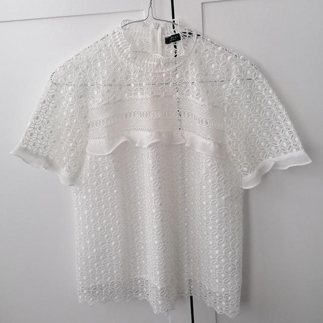 Zara Women's Blouse - White - S on Productcaster.