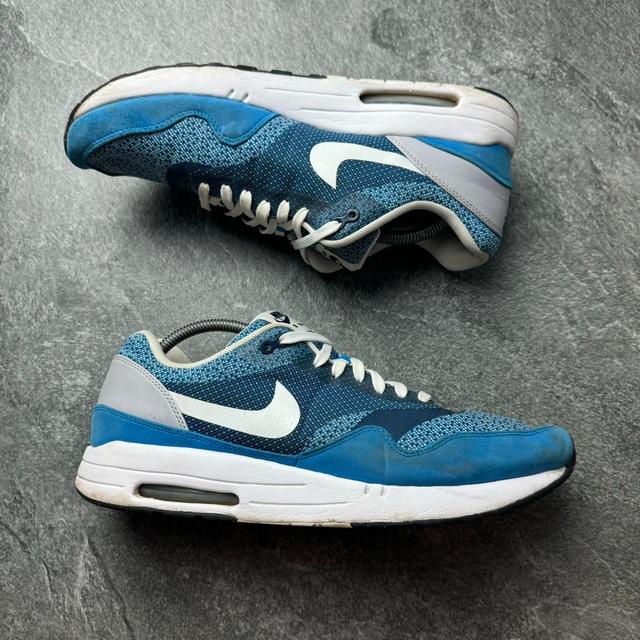 Nike Men's Trainers - Blue/White - UK 11 on Productcaster.