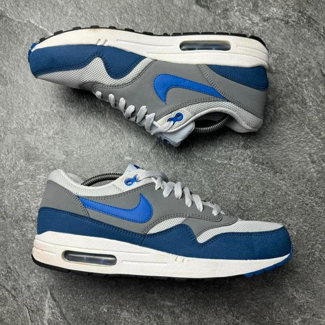 Nike Men's Trainers - Grey/Blue - UK 9 on Productcaster.