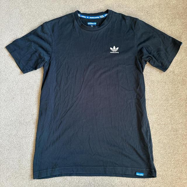 Adidas Men's T-shirt - Black - M on Productcaster.