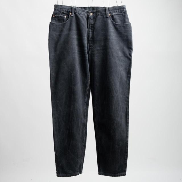 Levi's Men's Straight leg Distressed Jeans - Black - 36" on Productcaster.