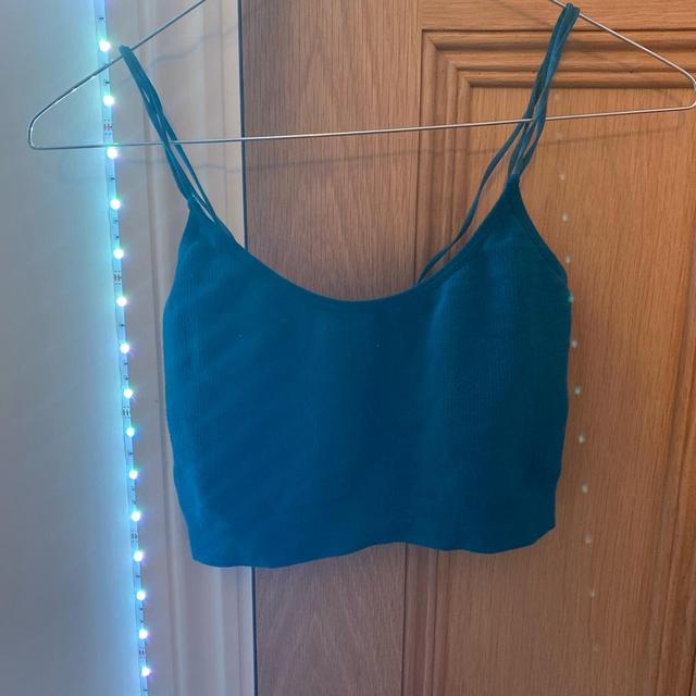 Urban Outfitters Women's Crop top - Blue - 8 on Productcaster.