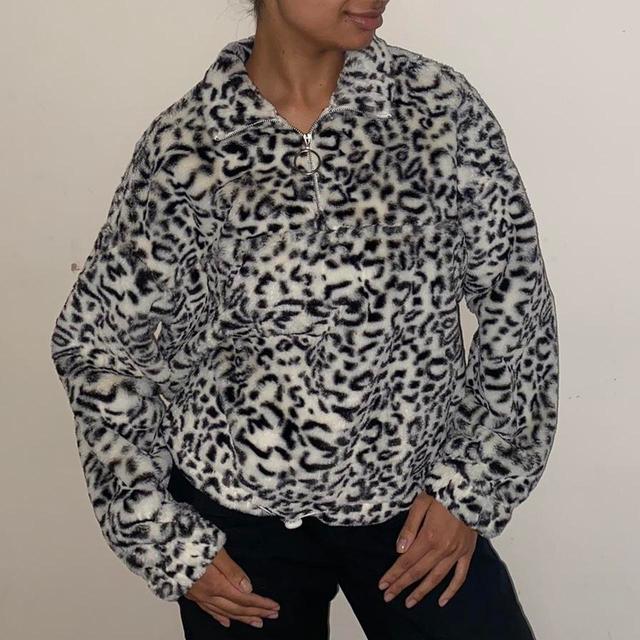 Women's Jumper - Black/White - 6 on Productcaster.