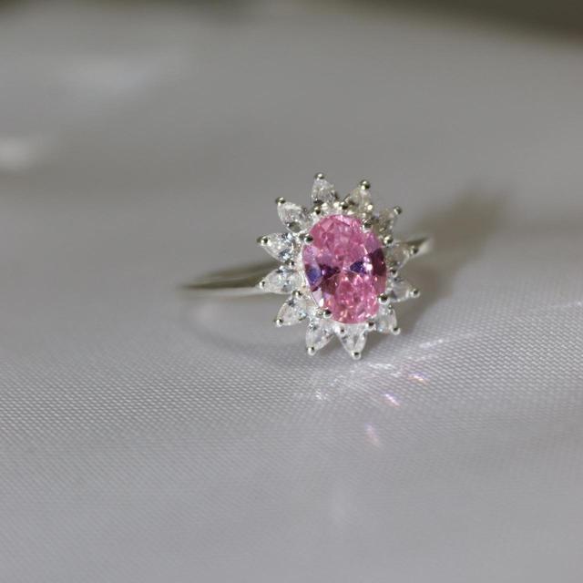 Vintage Women's Ring - Pink/Silver on Productcaster.