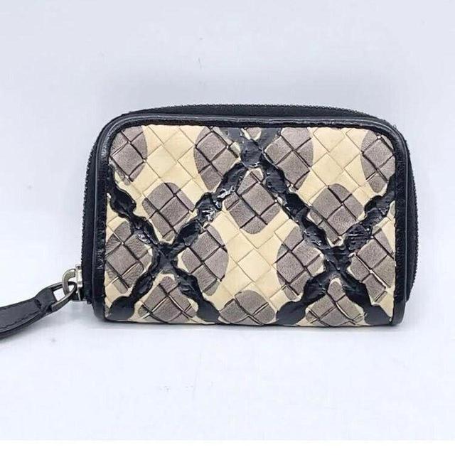 Bottega Veneta Women's Purses and pouches - Multi on Productcaster.