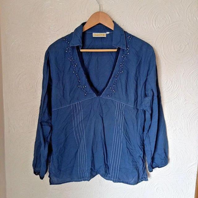 Preloved Women's Blouse - Blue - M on Productcaster.