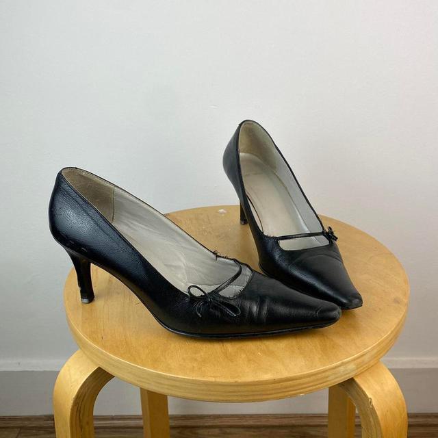 Vintage Women's Courts - Black - UK 5 on Productcaster.