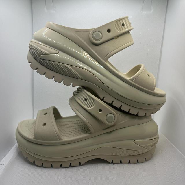 Crocs Women's Clogs - Cream - UK 5.5 on Productcaster.