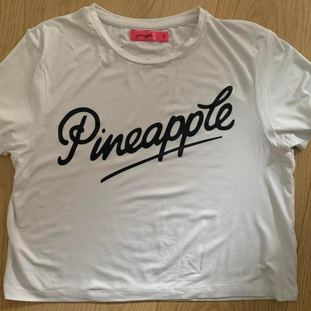 Pineapple Women's Crop top - White - S on Productcaster.