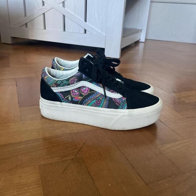 Vans Women's Trainers - Multi/Black - UK 7 on Productcaster.