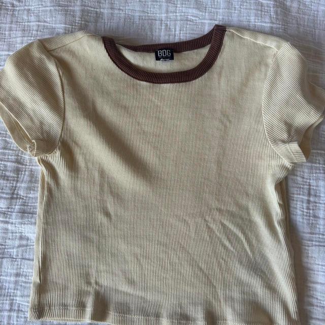 Urban Outfitters Women's Crop top - Cream - XS on Productcaster.