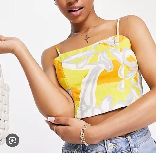 Urban Revivo Women's Crop top - Yellow - M on Productcaster.