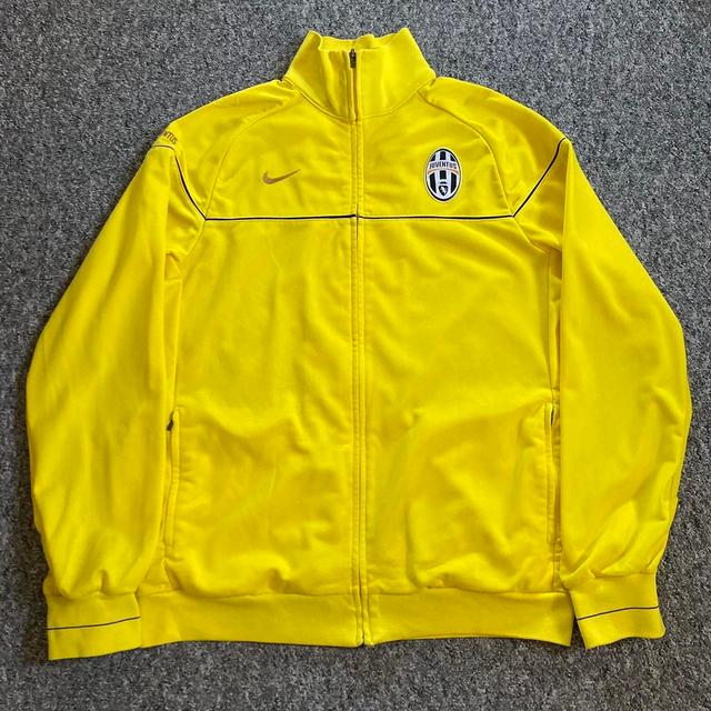 Nike Men's Lightweight Jacket - Yellow - L on Productcaster.