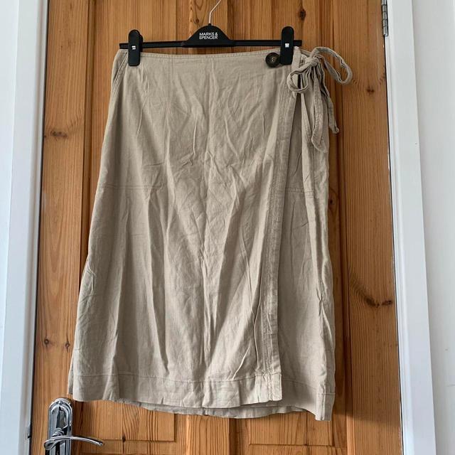 Marks & Spencer Women's Skirt - Tan - UK 14 on Productcaster.