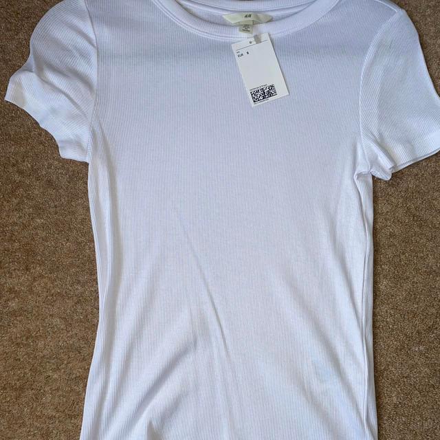 H&M Women's T-shirt - White - S on Productcaster.