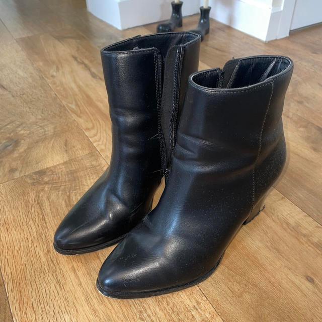 Women's Boots - Black - UK 5.5 on Productcaster.