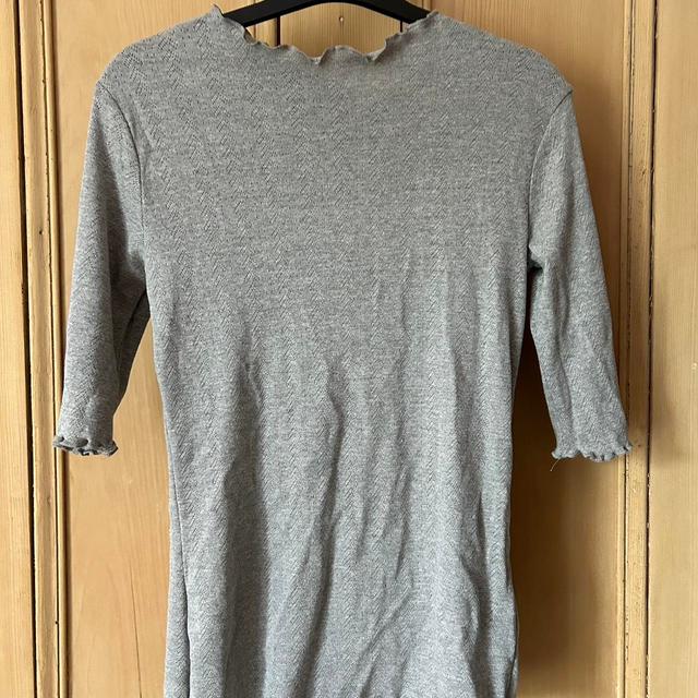 Women's T-shirt - Grey - S on Productcaster.