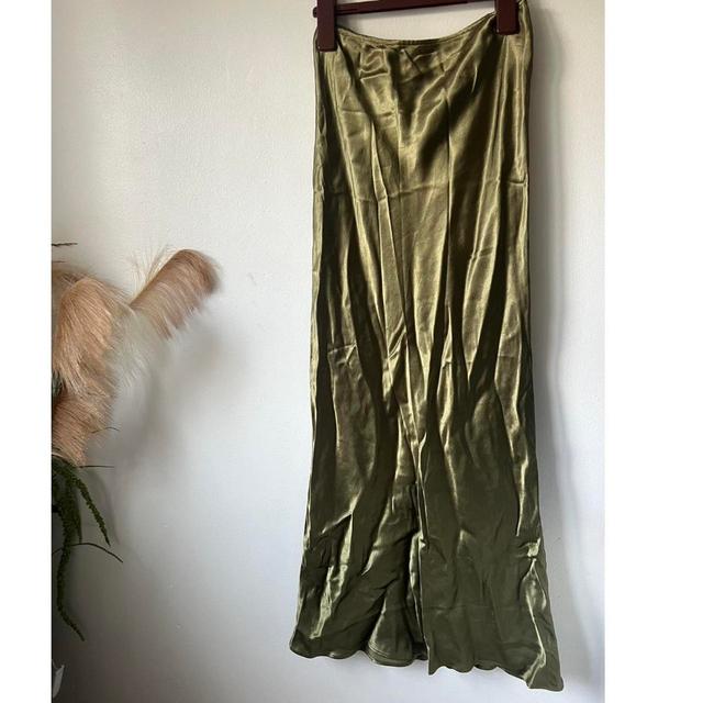 River Island Women's Skirt - Green - UK 6 on Productcaster.