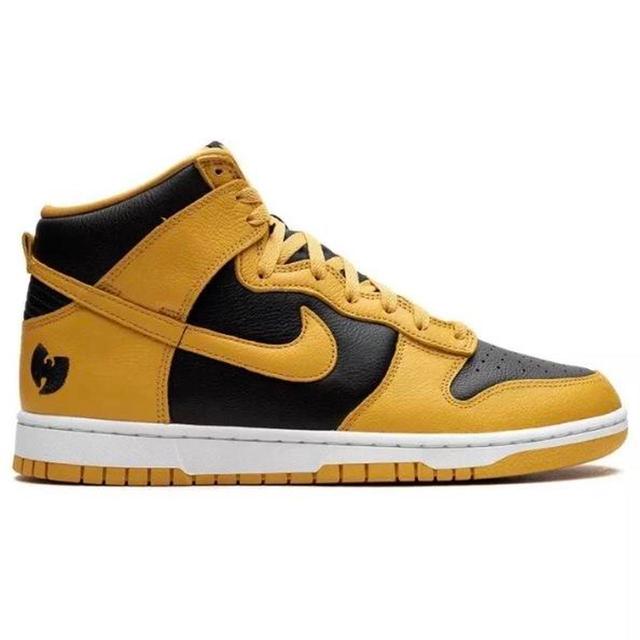 Nike Men's Trainers - Yellow/Black - UK 6 on Productcaster.