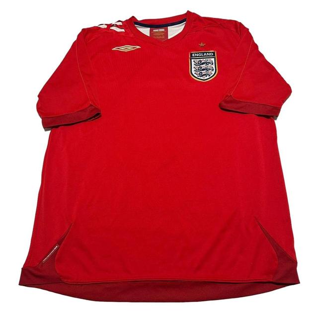 Umbro Men's T-shirt - Red/White - L on Productcaster.