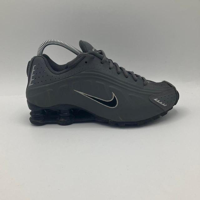 Nike Women's Trainers - Grey - UK 5.5 on Productcaster.