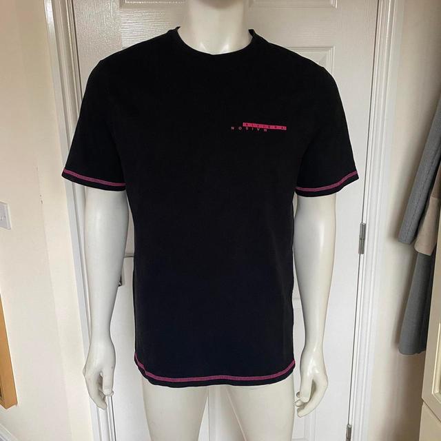 River Island Men's T-shirt - Black/Pink - L on Productcaster.