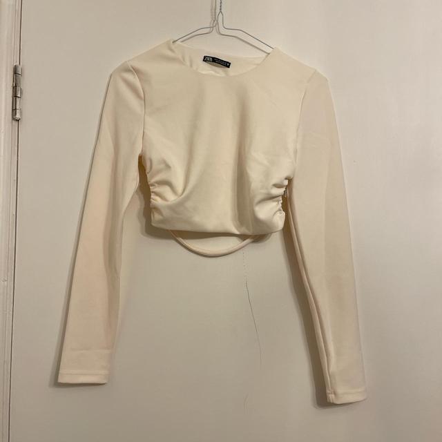 Zara Women's Crop top - Cream - S on Productcaster.