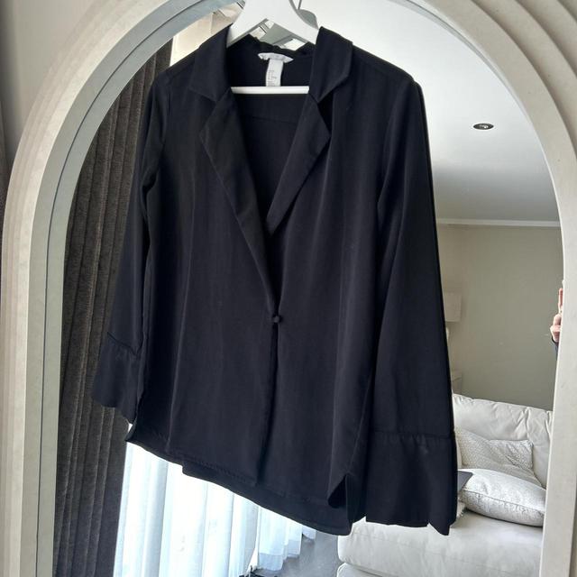 H&M Women's Blouse - Black - S on Productcaster.