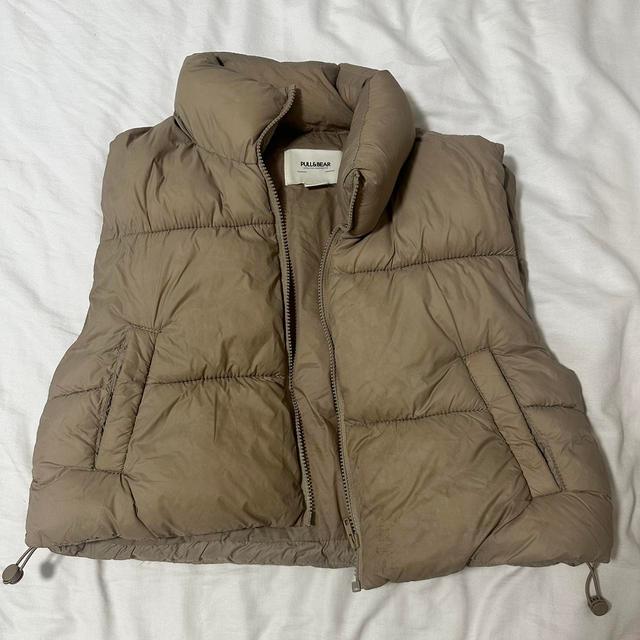 Pull&Bear Women's Gilet - Brown/Tan - M on Productcaster.