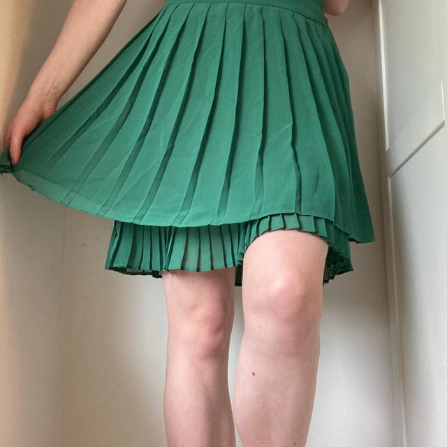 Preloved Women's Mini Skirt - Green - UK 10 on Productcaster.