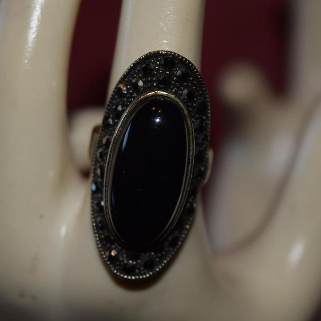 Vintage Women's Ring - Black on Productcaster.