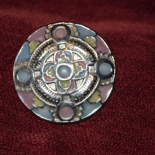 Vintage Women's Brooch - Silver on Productcaster.