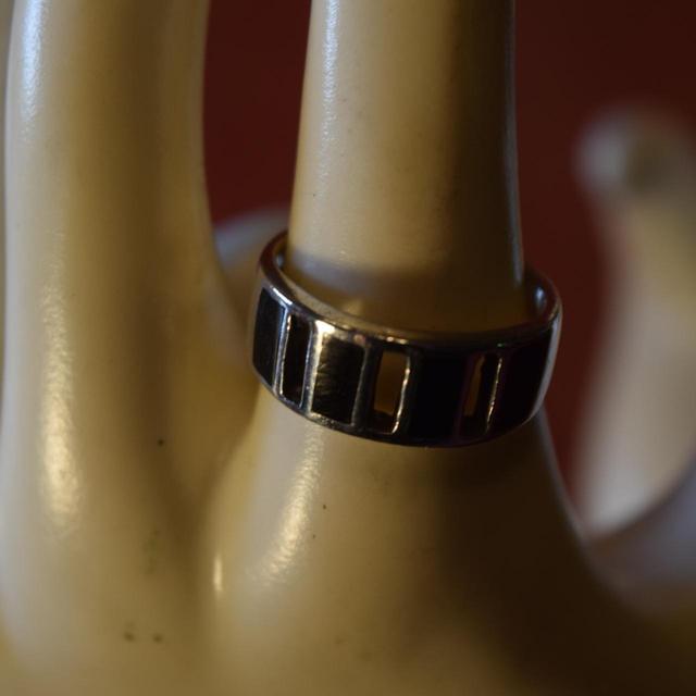 Vintage Women's Ring - Silver on Productcaster.